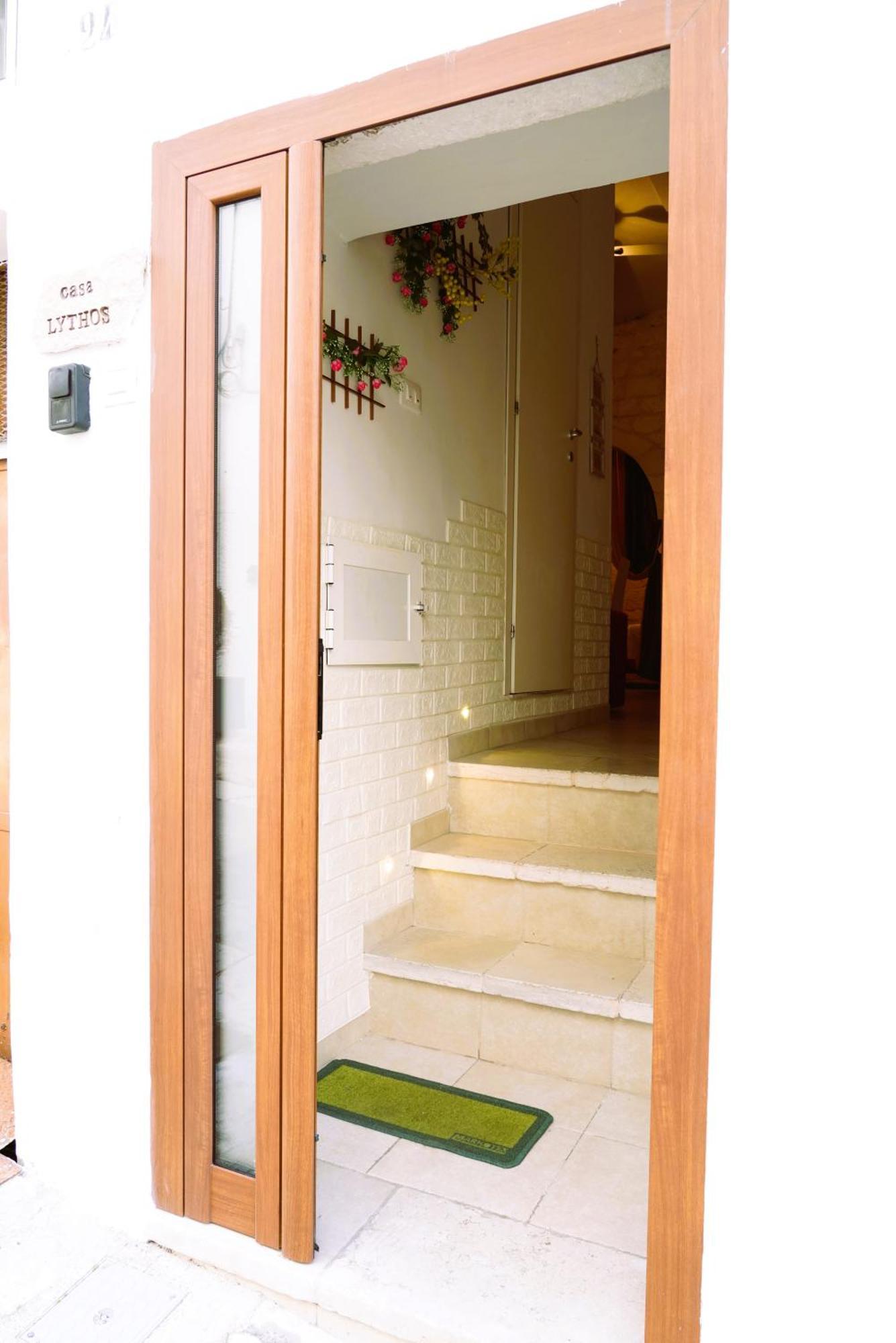 Casa Lythos - Confort Nel Cuore Di Ostuni Villa Exterior foto